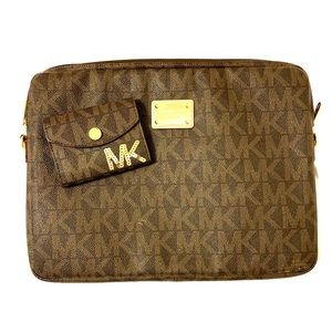Michael Kors Laptop Case & Matching Card Case